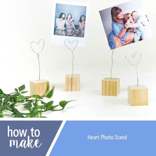 A762 Heart Photo Stand