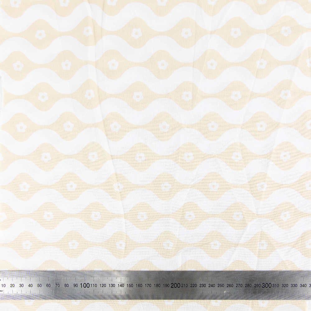 Print Craft & Quiltng Fabric, Groovy Flower -Width 110cm