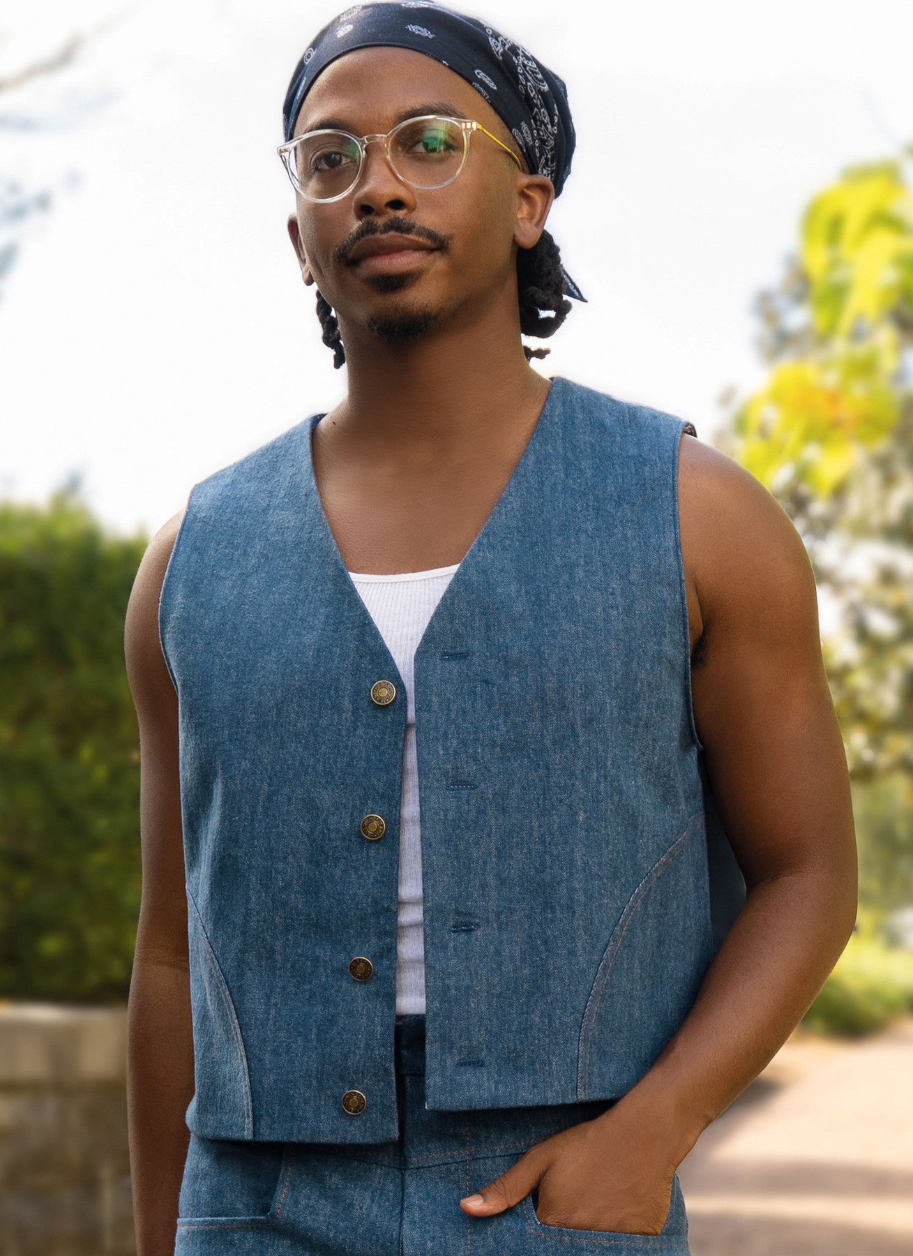 McCall's Pattern ME2109 Men's Vest and Pants