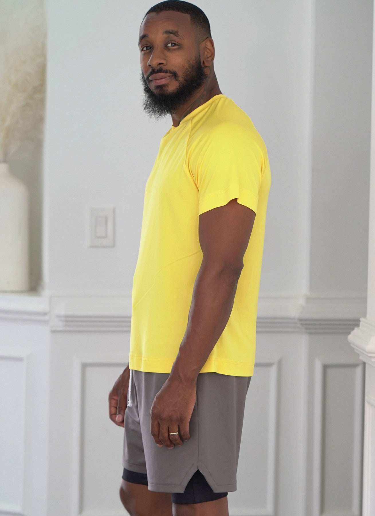 McCall's Pattern ME2117 Men’s Shorts in Two Lengths and Knit Tops