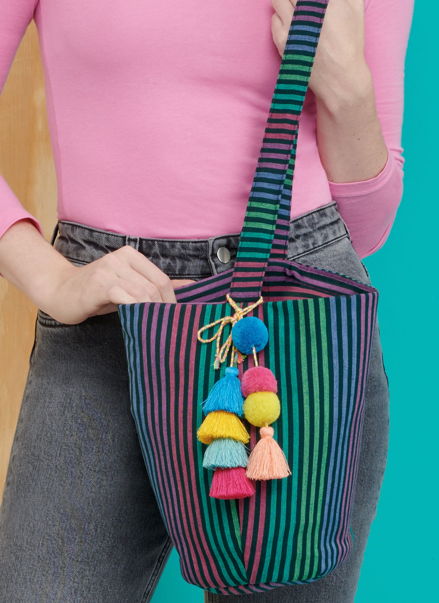 Simplicity Pattern 9803 Bags in Four Styles