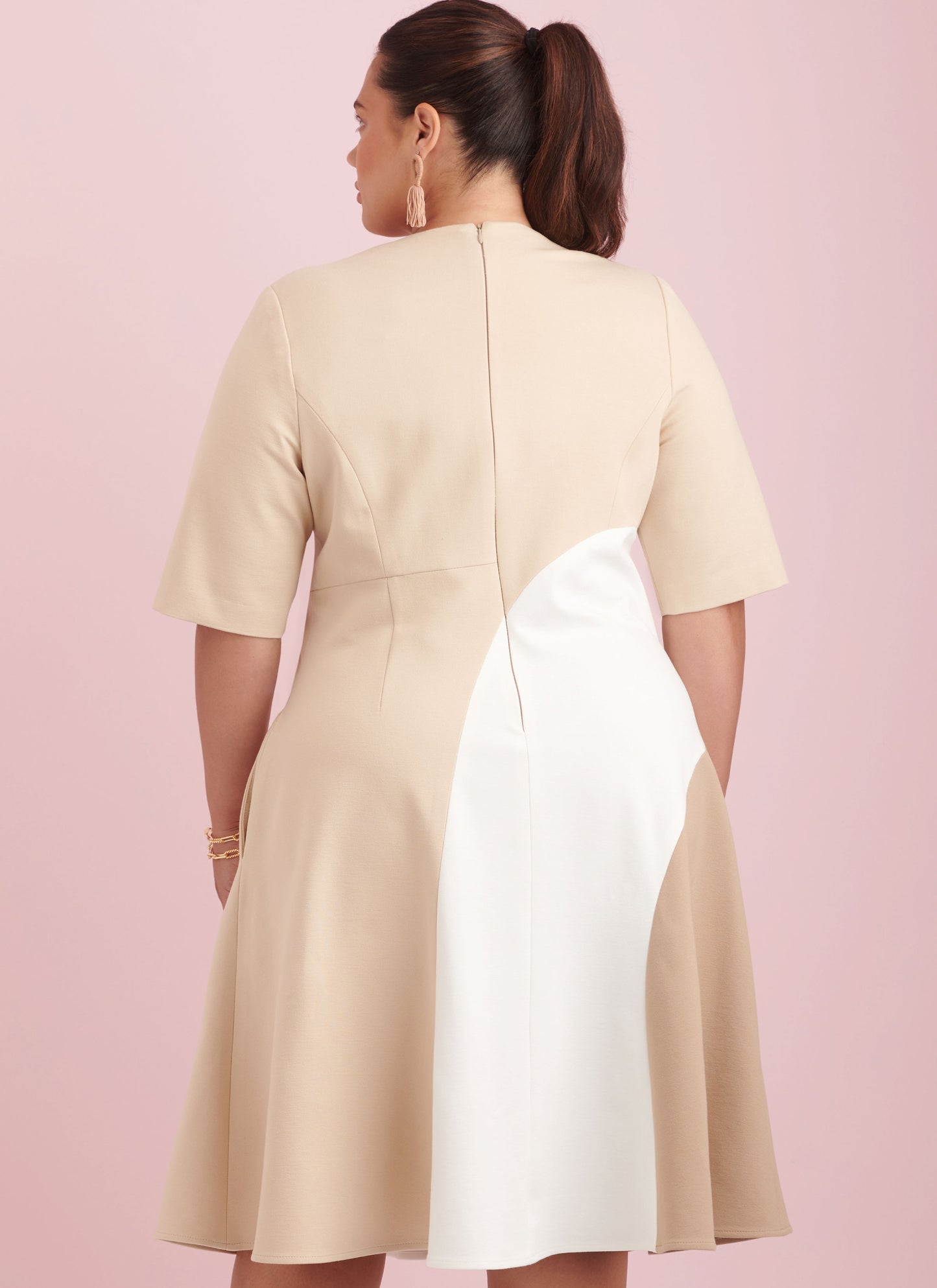 Simplicity Pattern 9887 Plus Size Dress