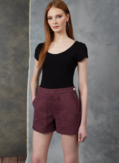 Vogue Pattern V1912 Misses' Top And Shorts