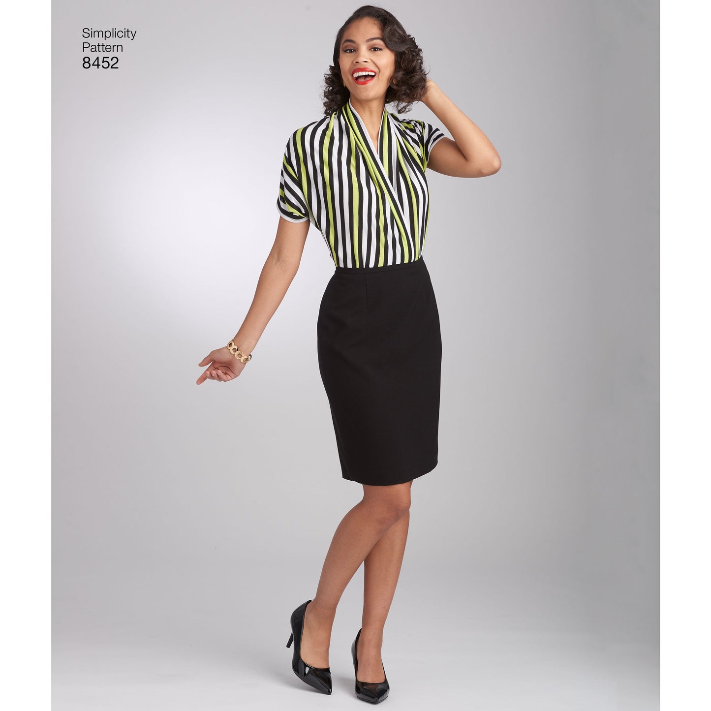 Simplicity Pattern 8452 Women’s Vintage Knit Blouse