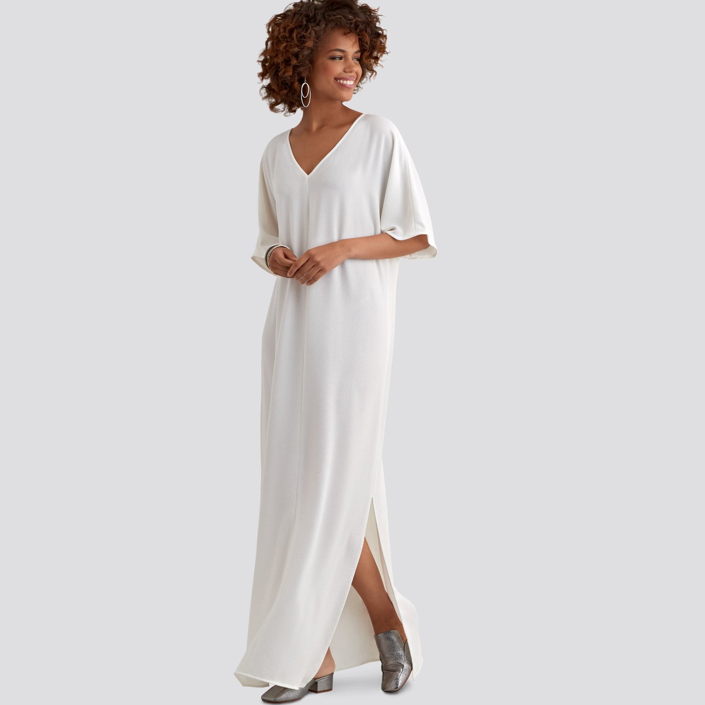 Simplicity Pattern 8657  Misses' Caftan with Options for Design Hacking