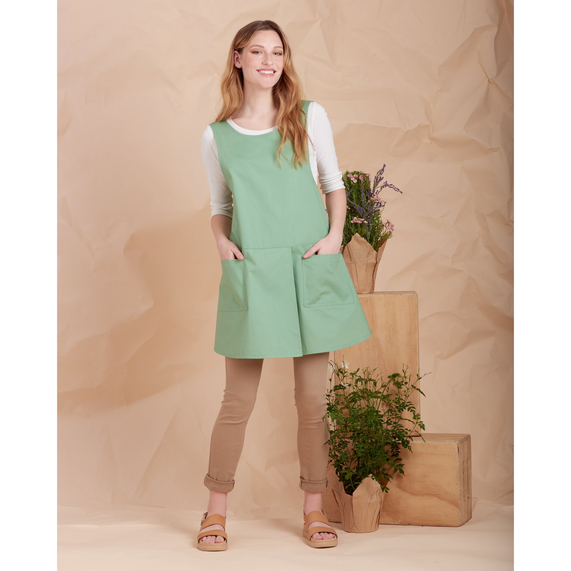 Simplicity SS9564 Misses' Aprons