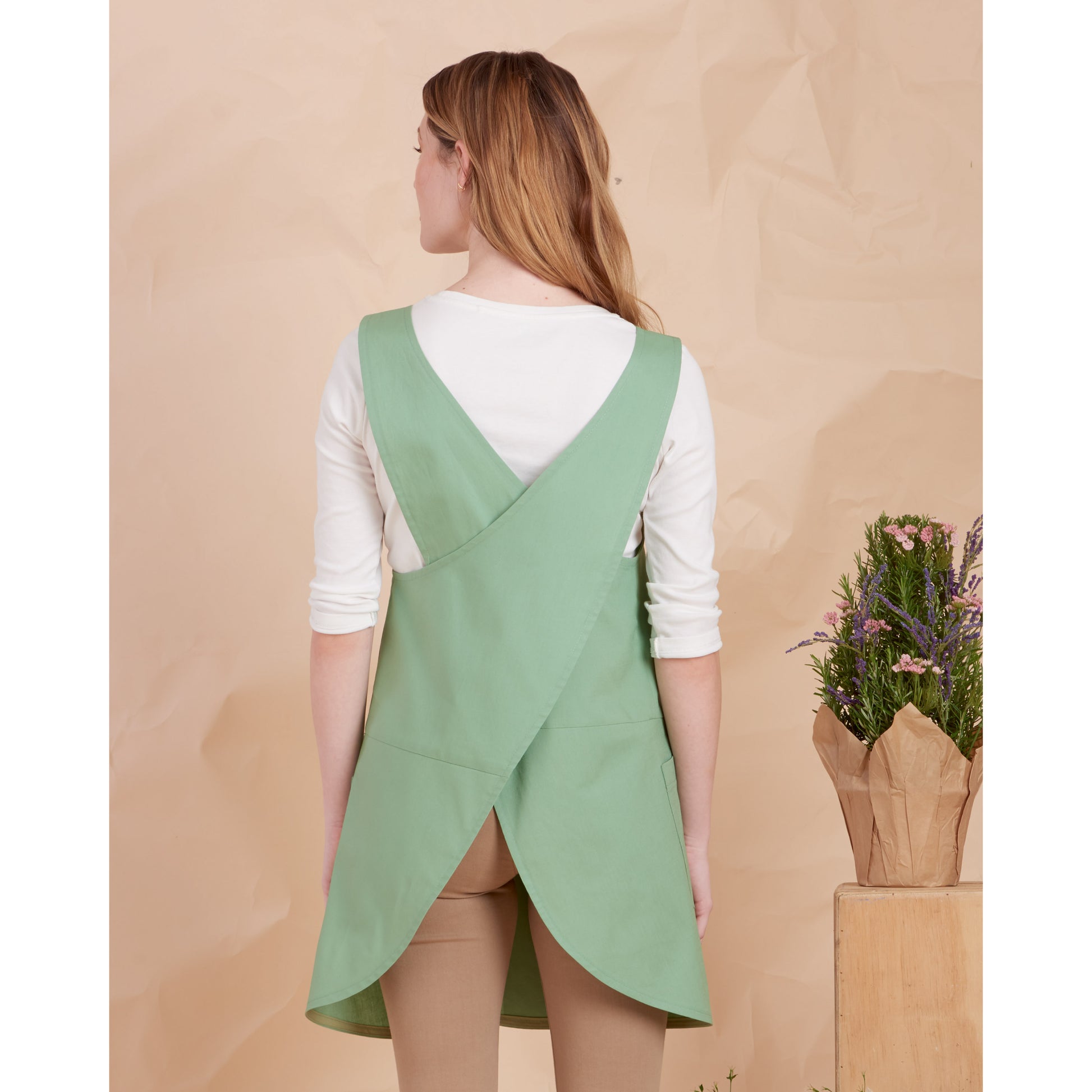 Simplicity SS9564 Misses' Aprons