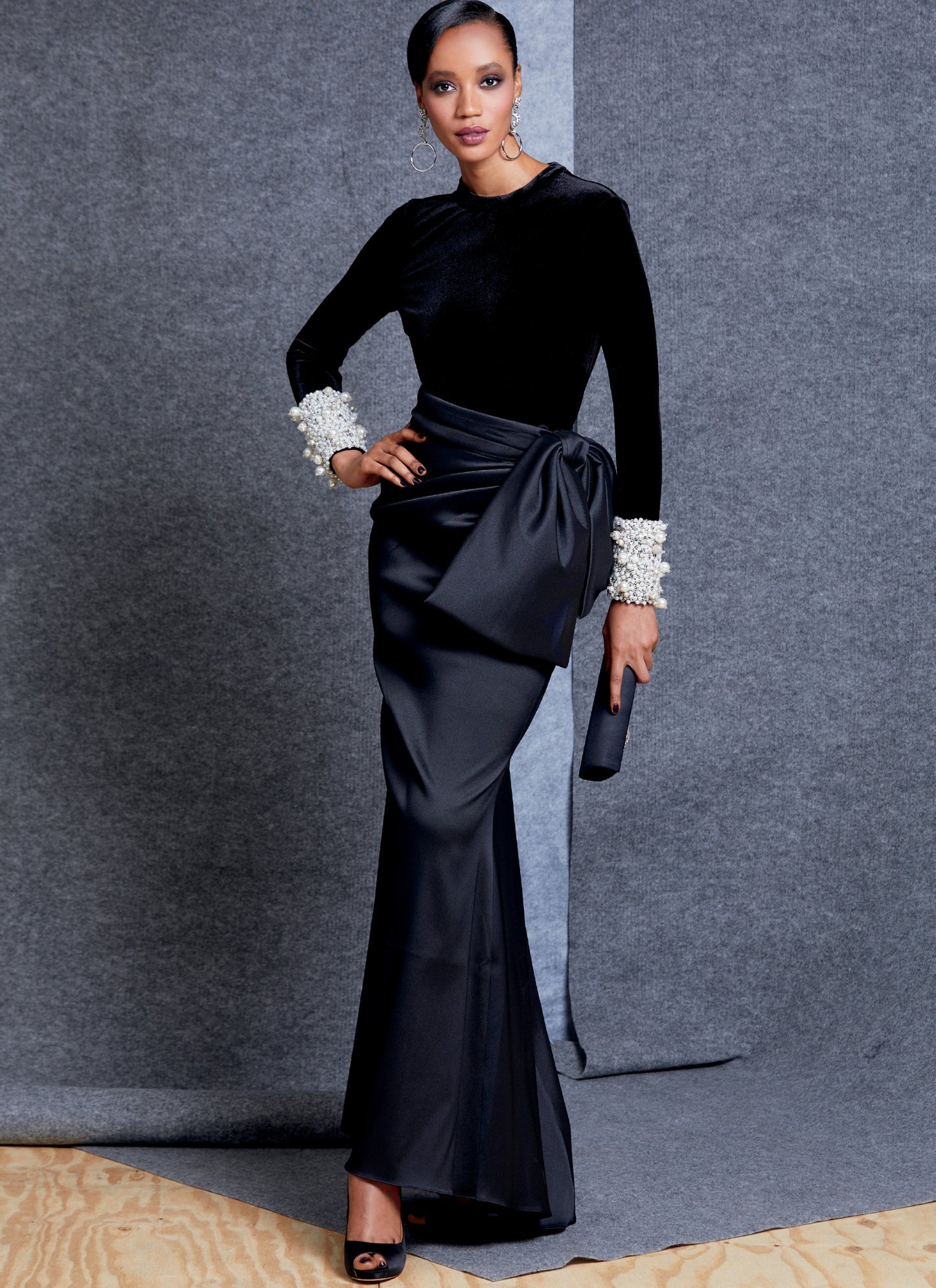 Vogue Pattern V1605 Misses' Top and Skirt