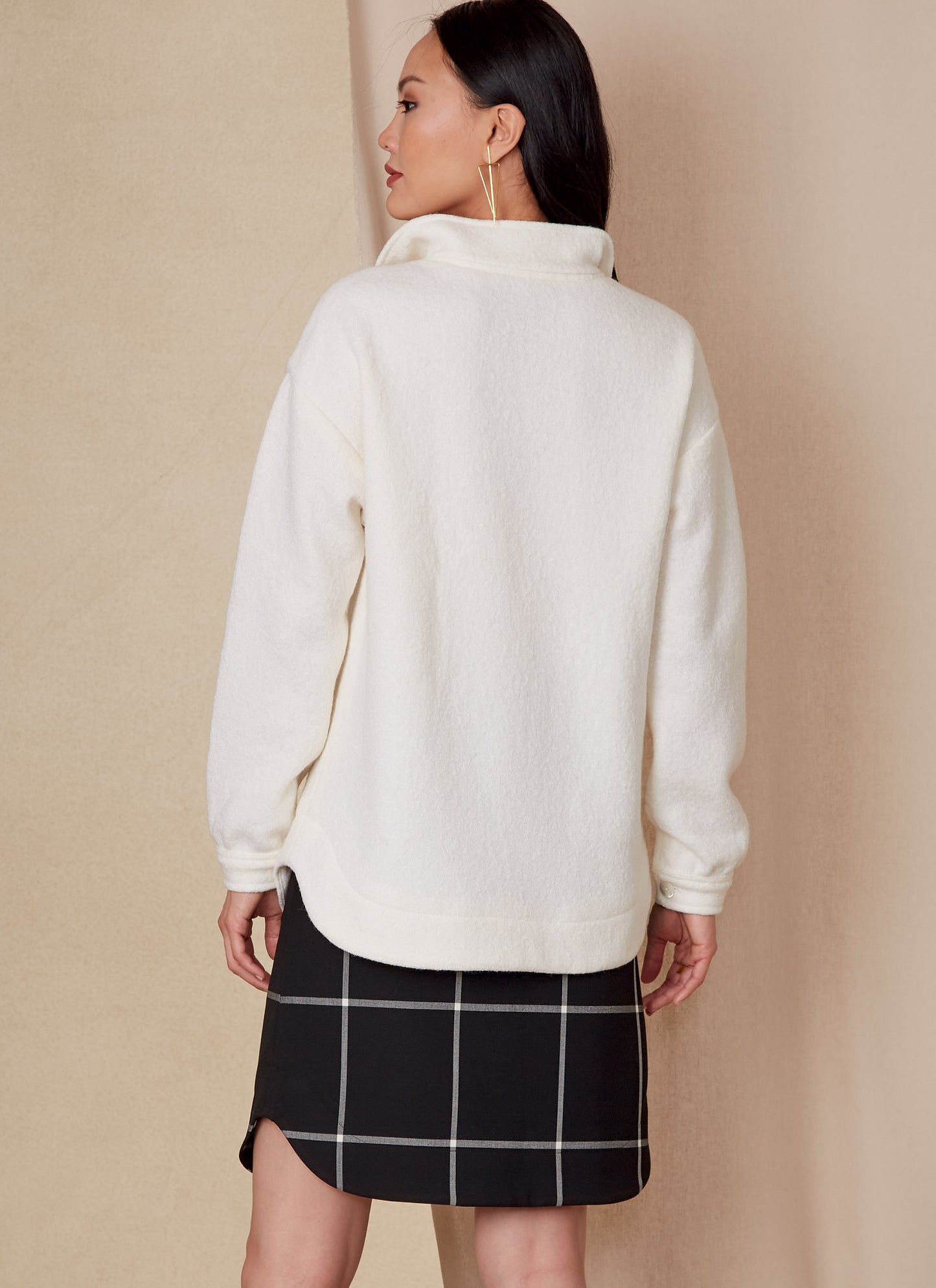 Vogue Pattern V1833  Misses' Top, Skirt and Pants