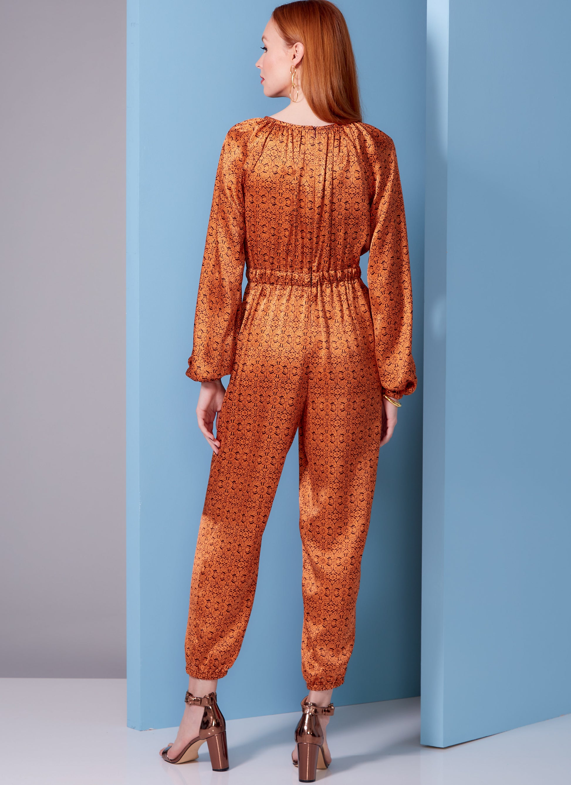 Vogue V1851 Misses/Petite Jumpsuit