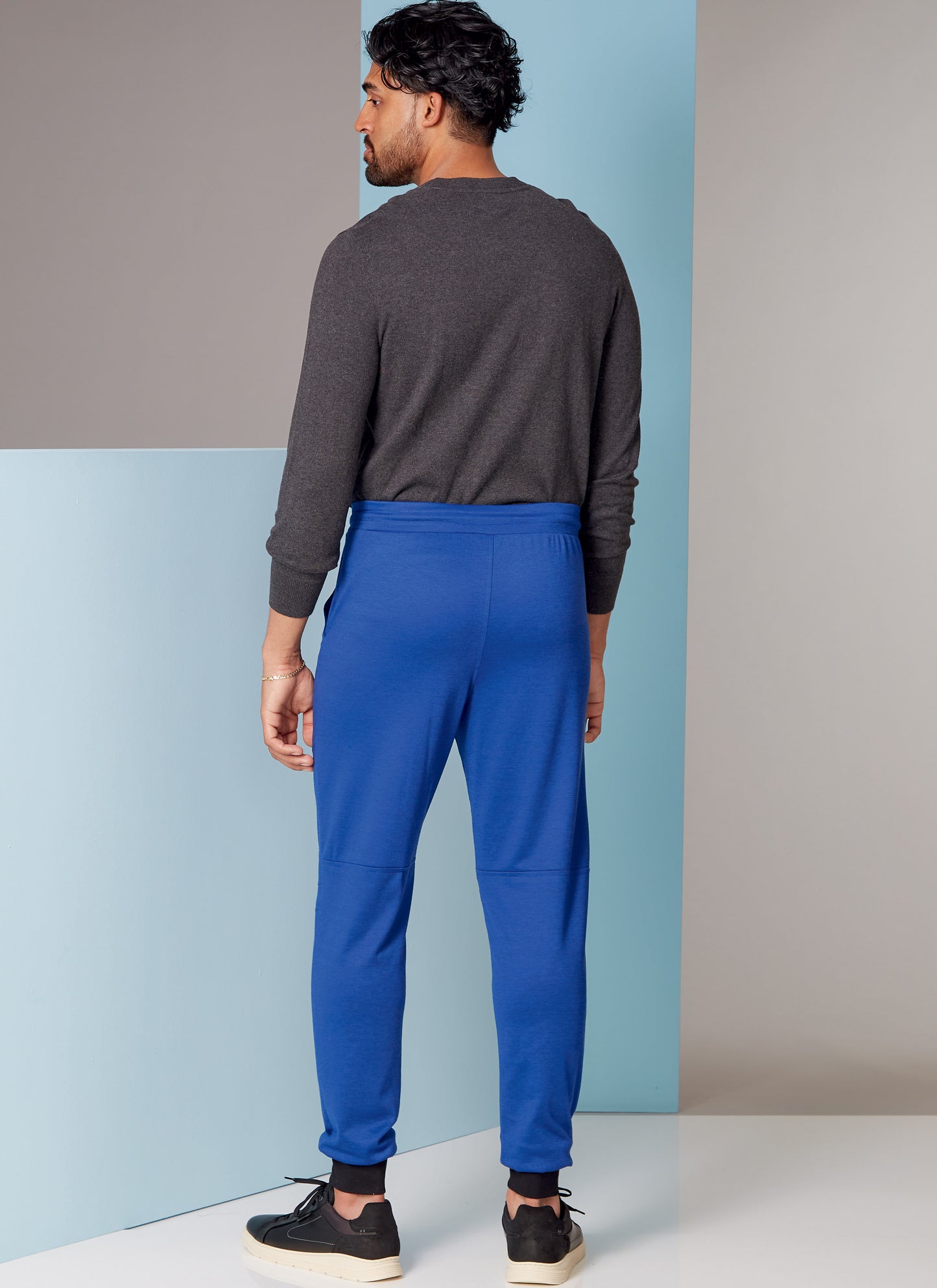Vogue V1854 Men's Pants