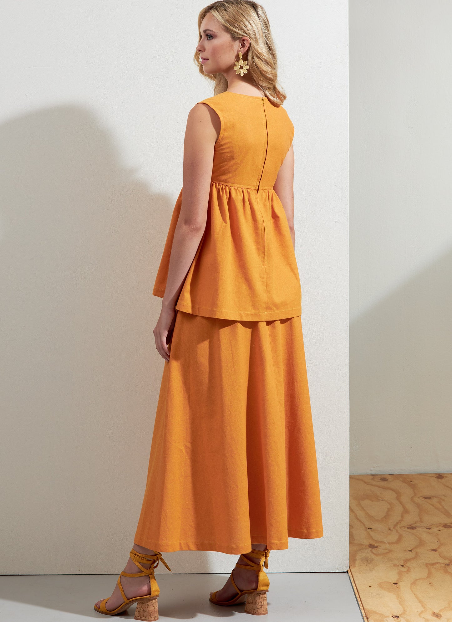 Vogue V1871 Misses Top Short Skirt